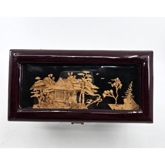 Vintage wood Asian Laquered Jewelry Box With Intricate 3D Bamboo Art Design & Gl - Picture 1 of 9